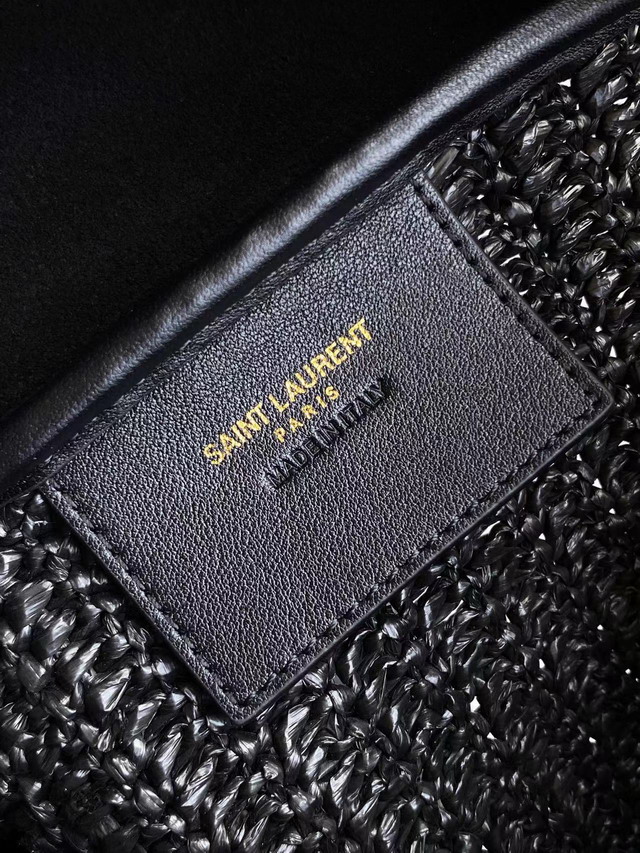 YSL 823812 22x22x10cm 8D1_9