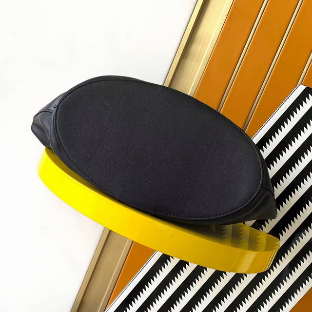 YSL 833160 26x50x15x34cm 8D_4