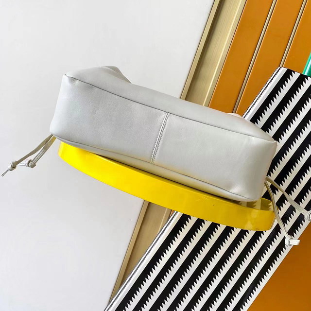 YSL Jamie 833948 27x29x11cm 8D3_4