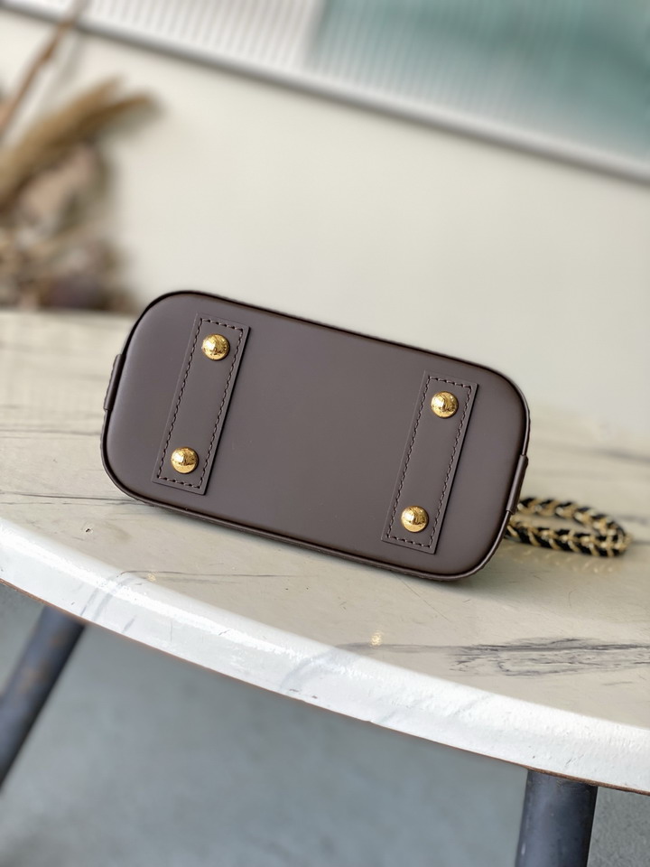 Alma M14339 15x19 5x10cm gf3_5