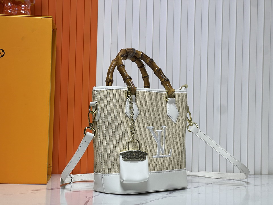 Bloom M66588 20x20 5x11cm ss2_2