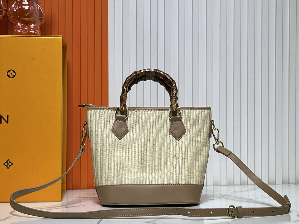 Bloom M66588 20x20 5x11cm ss3_4