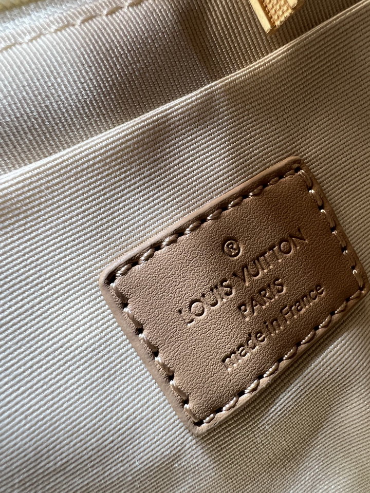 Bloom M66588 20x20 5x11cm ss3_9