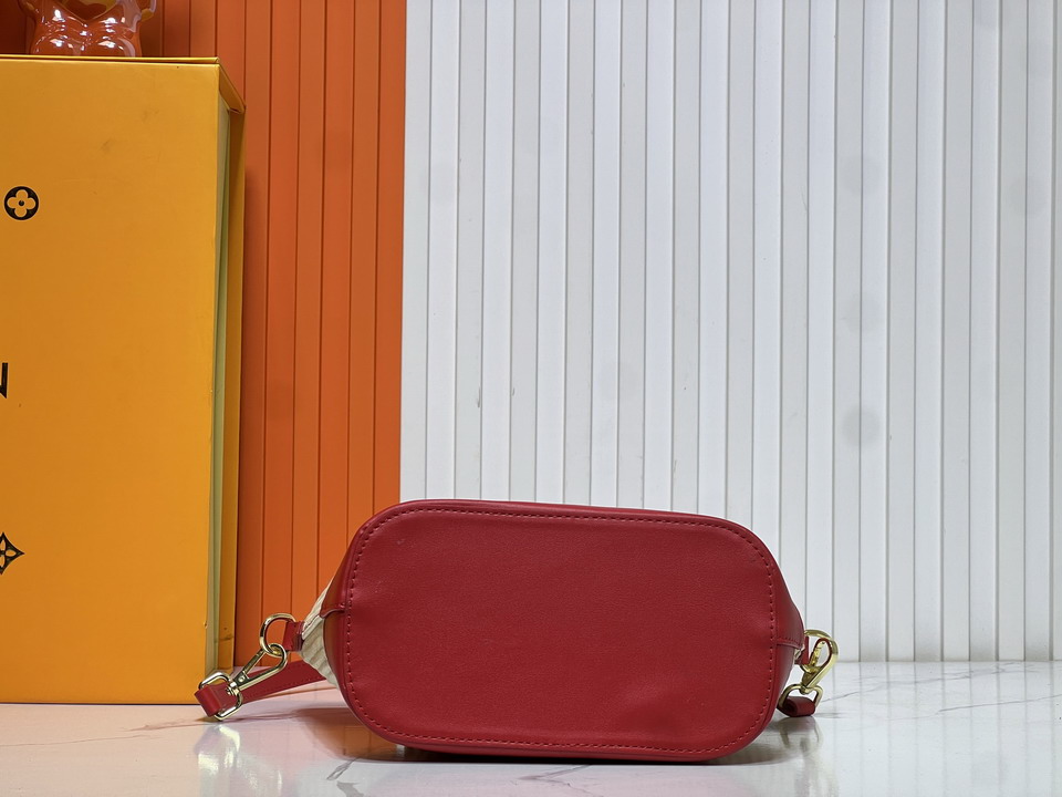 Bloom M66588 20x20 5x11cm ss4_6