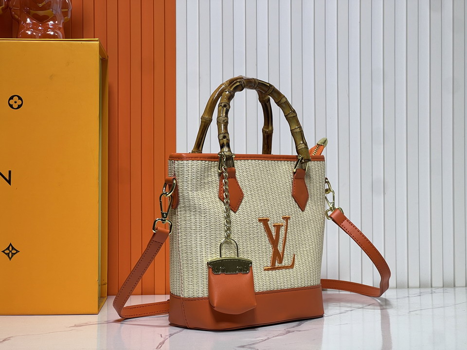 Bloom M66588 20x20 5x11cm ss5_2