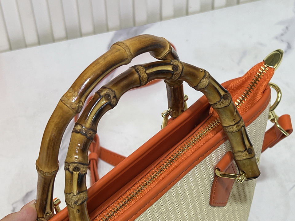 Bloom M66588 20x20 5x11cm ss5_7