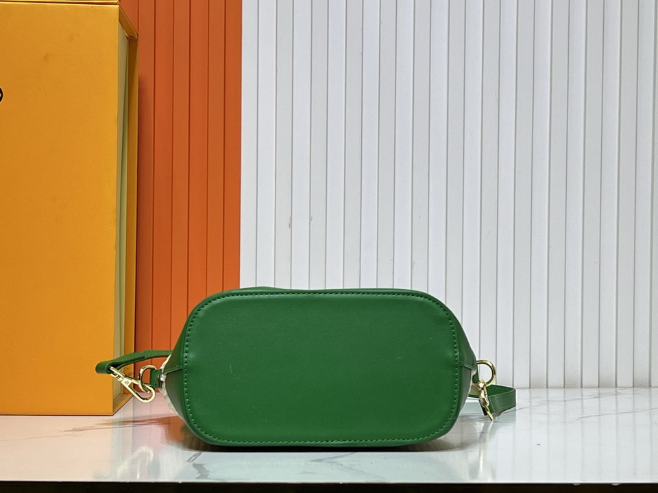 Bloom M66588 20x20 5x11cm ss_8