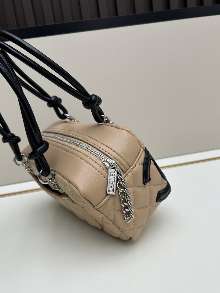 Chanel 611 23x12x9cm jj2_2