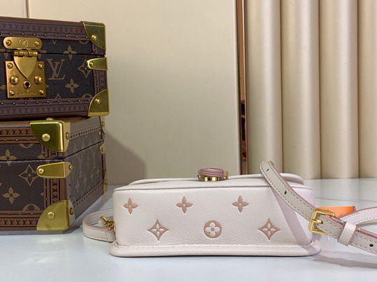 Diane M13642 10 5x6x19cm gf_4