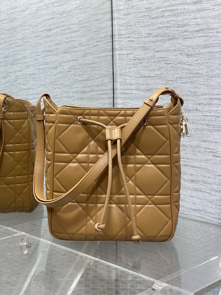 Dior Caro 2852 23x24x13cm yz_1