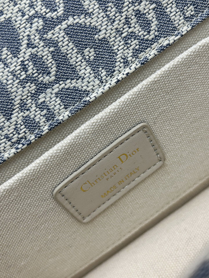 Dior Montaigne 22019 21x12x6cm jj_8