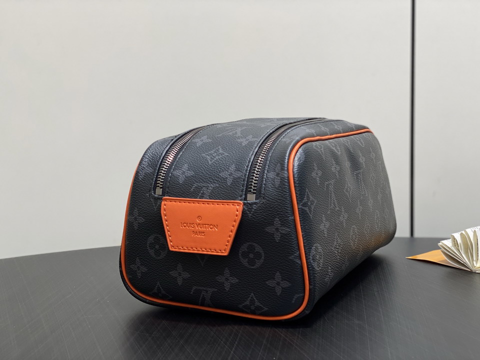 Dopp Kit M15246 15x16 5x28cm gf1_4