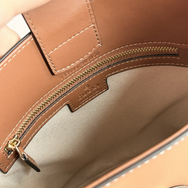 GG 833665 18 5x20x8 5cm ss_11