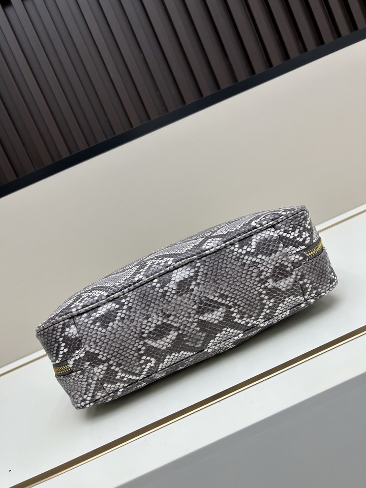 Miu 02027 29 5x18x9cm ss1_5