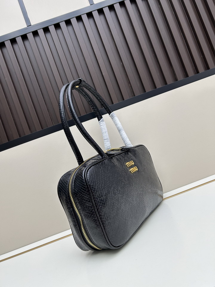 Miu 02027 29 5x18x9cm ss_2