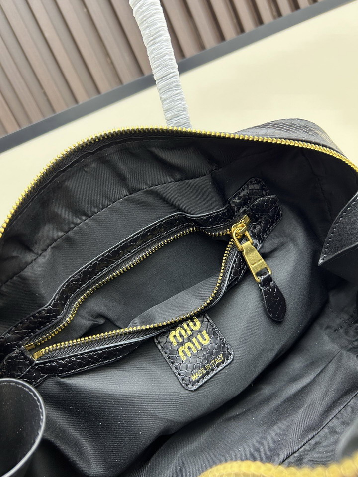 Miu 02027 29 5x18x9cm ss_8