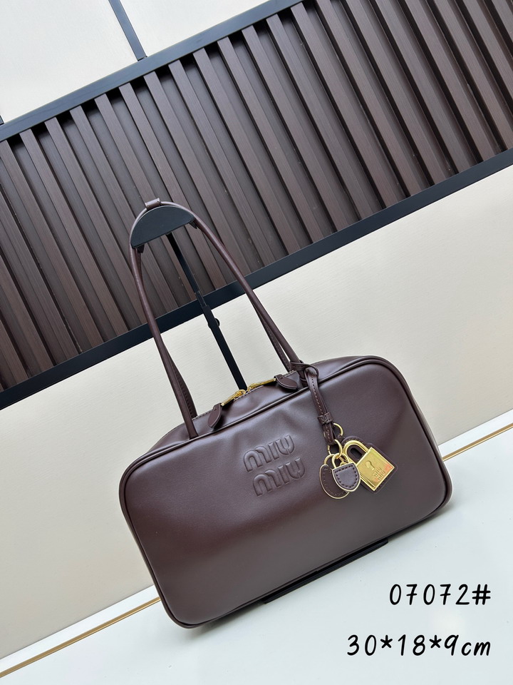 Miu 07072 29 5x18x9cm ss2_1