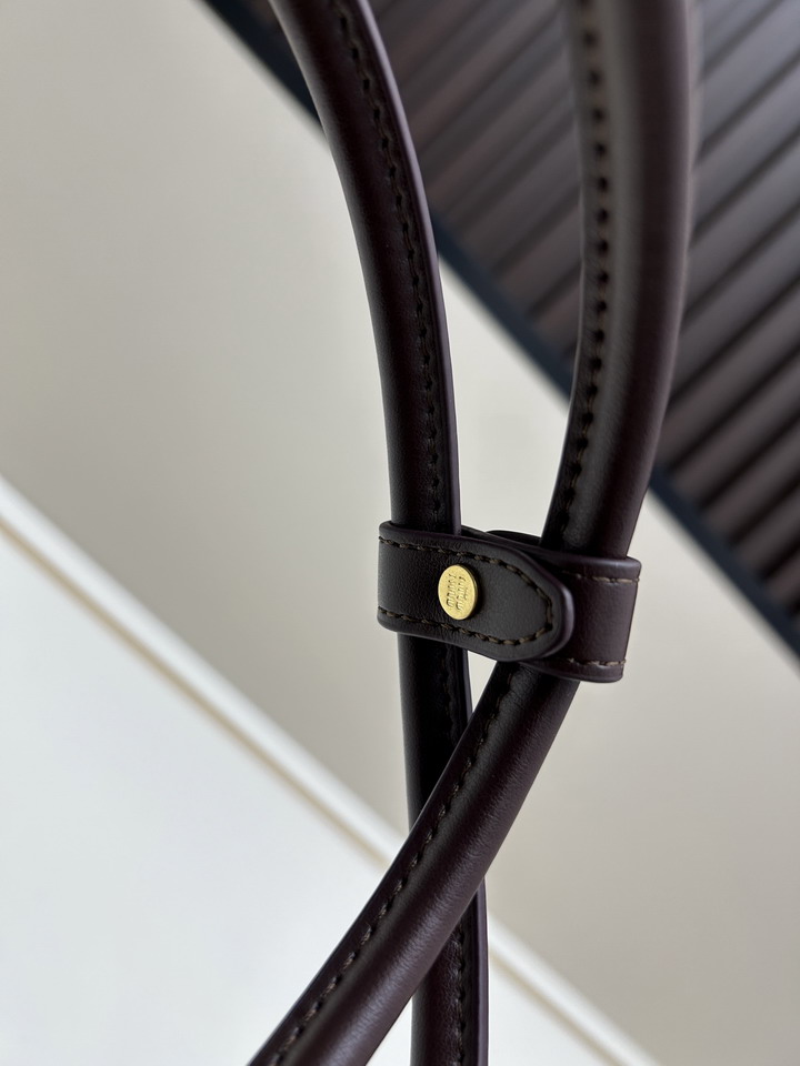 Miu 07072 29 5x18x9cm ss2_6