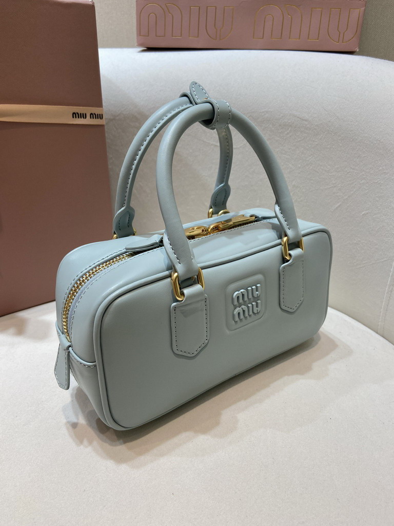 Miu 5BB142 22x10 5x7 5cm AP1_3