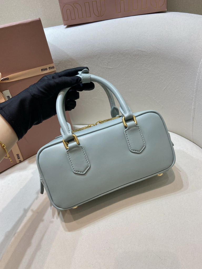 Miu 5BB142 22x10 5x7 5cm AP1_4