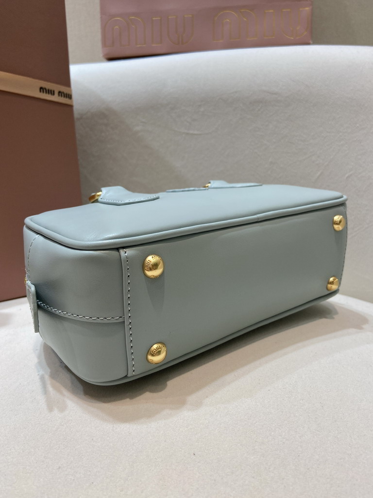 Miu 5BB142 22x10 5x7 5cm AP1_7