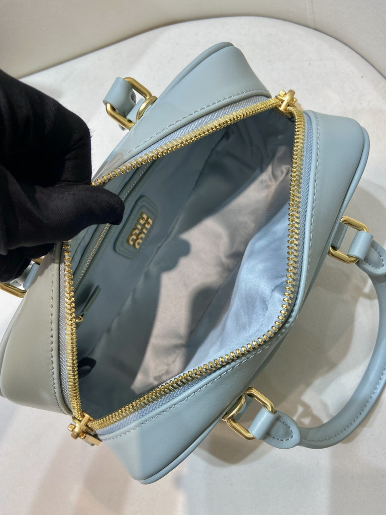 Miu 5BB142 22x10 5x7 5cm AP1_8