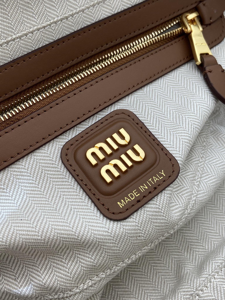 Miu Beau 5BB147 27x12x8cm AP_10