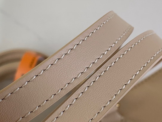 On M14255 35x27x14cm gf_6