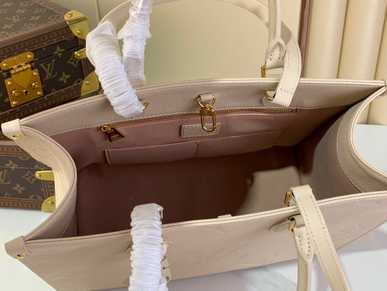 On M14255 35x27x14cm gf_9