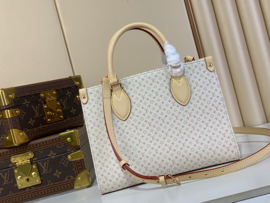 On M15138 25x20x11 5cm gf_3