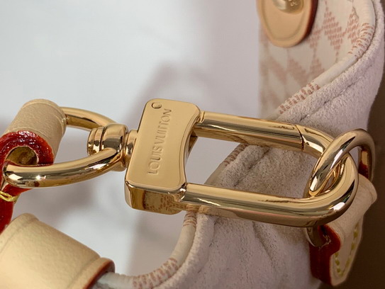 On M15138 25x20x11 5cm gf_5