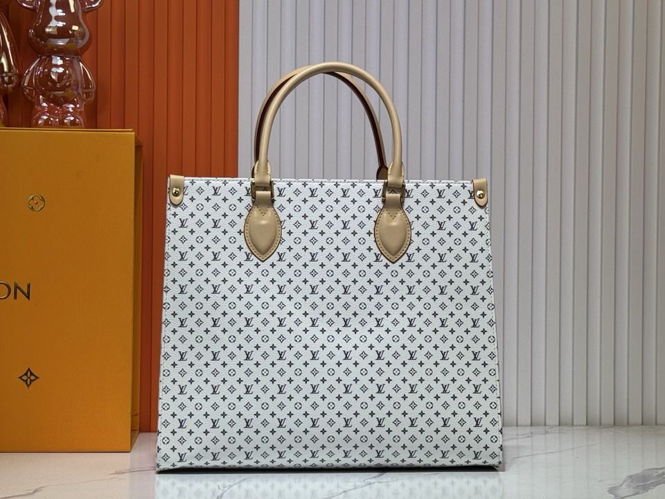 On M45039 35x27x14cm ss2_5