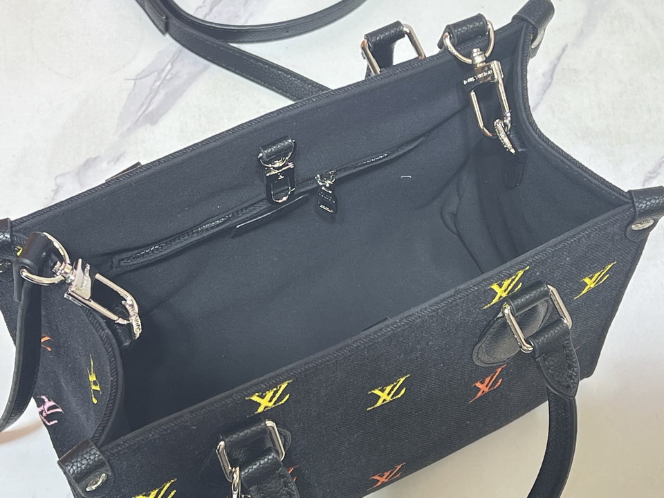 On M46373 25x11x19cm ss_7