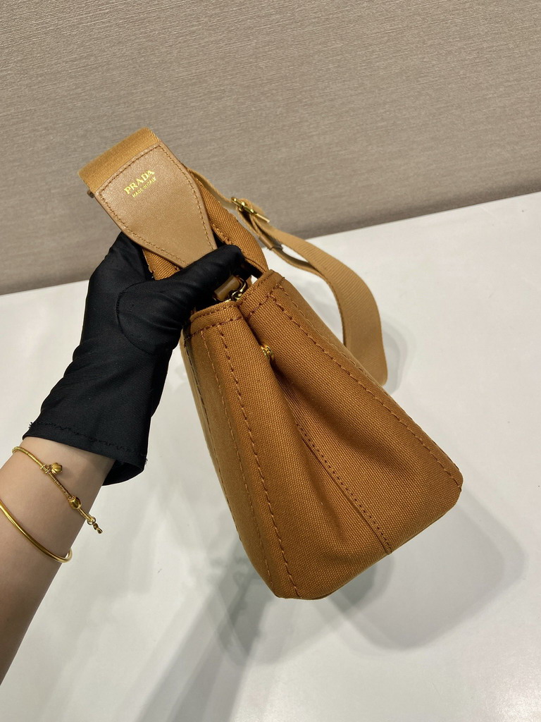 Prada 1BA038 22x15x13cm AP4_5