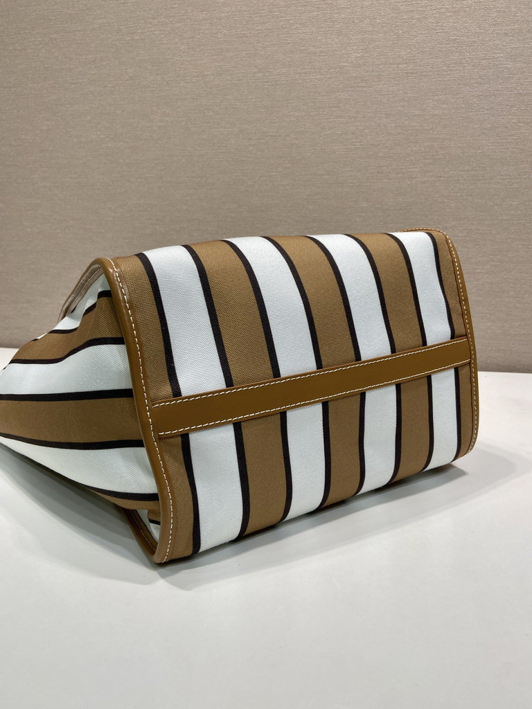 Prada 1BG561 26x35x17cm AP1_6