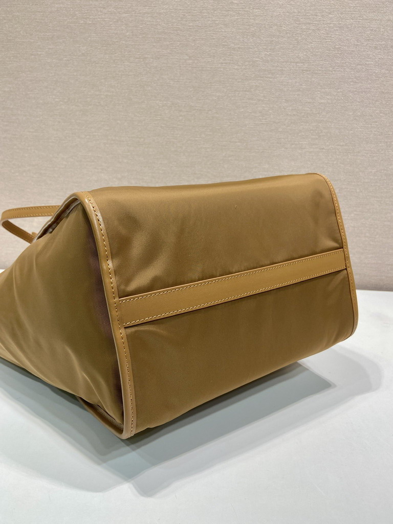 Prada 1BG561 26x35x17cm AP_5