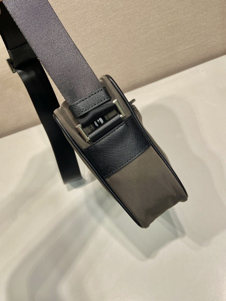 Prada 2VH048 23x16x7cm AP_6