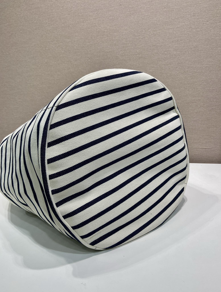 Prada 2VY011 34x55x34cm AP4_5