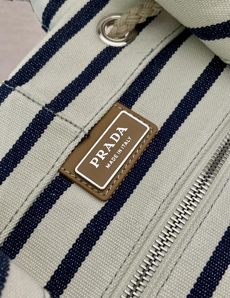 Prada 2VY011 34x55x34cm AP4_9