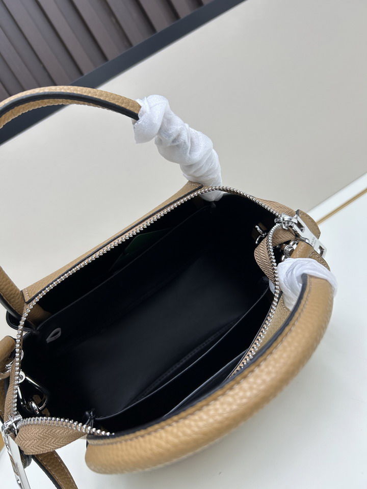 Prada 66205 23x21x10cm ss_7