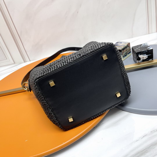 YSL 773991 20x25x16cm 8D1_4