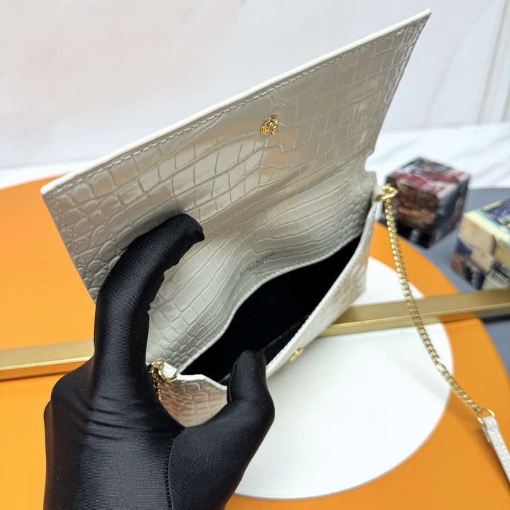 YSL Holder 635095 18x11x2cm 8D3_9