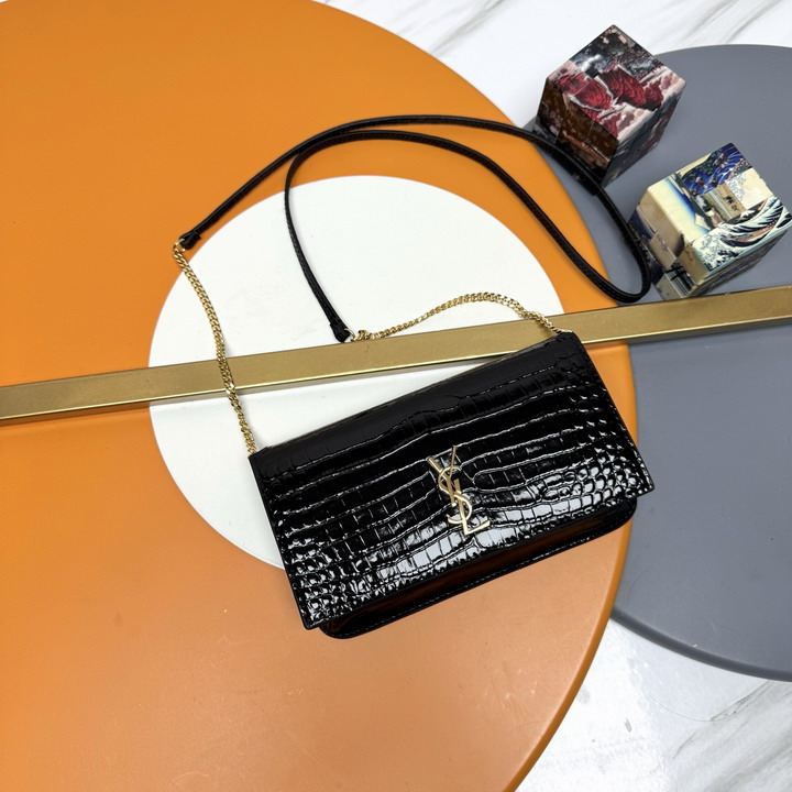 YSL Holder 635095 18x11x2cm 8D4_1