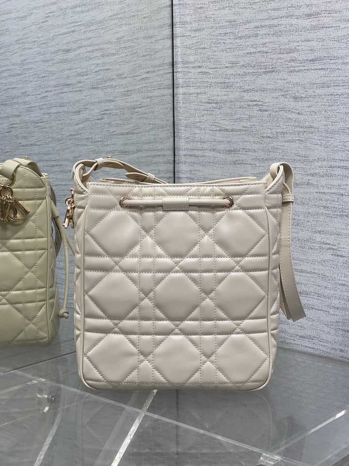 Dior Caro 2852 23x24x13cm yz2_5