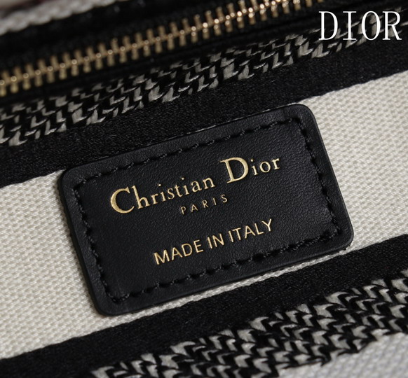 Dior Lady M056515 24x20x11cm yz1_9