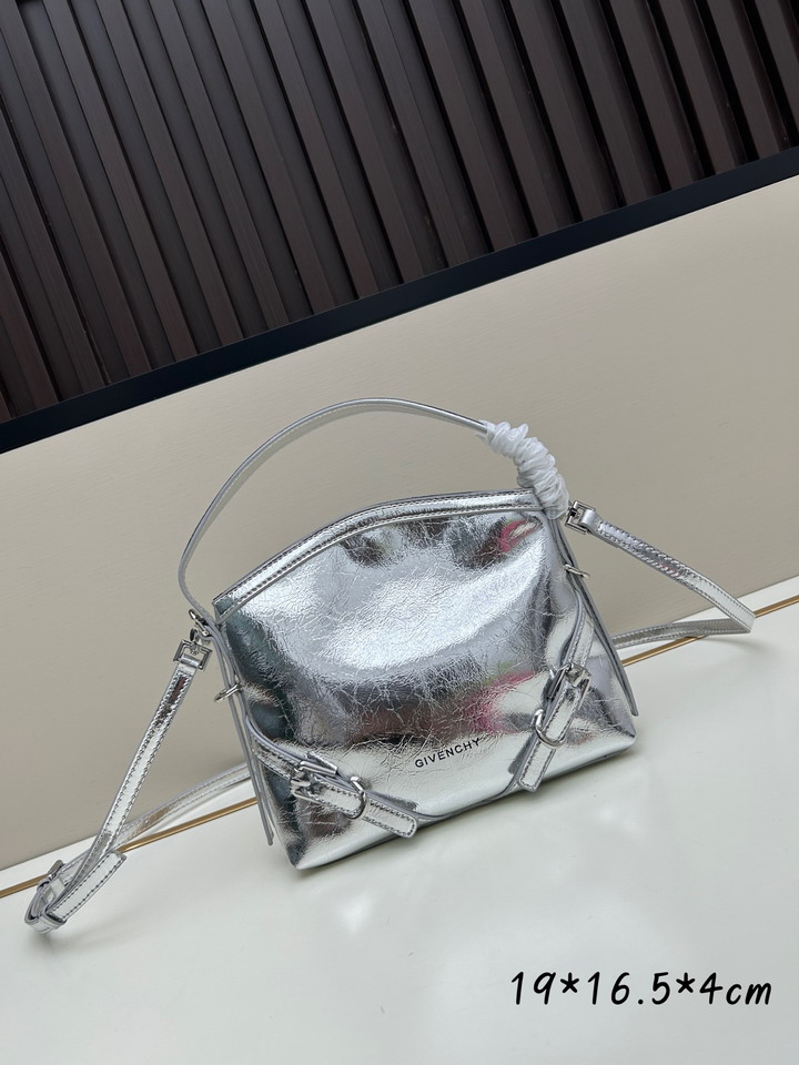 Givenchy Voyou 19x16 5x4cm ss1_1