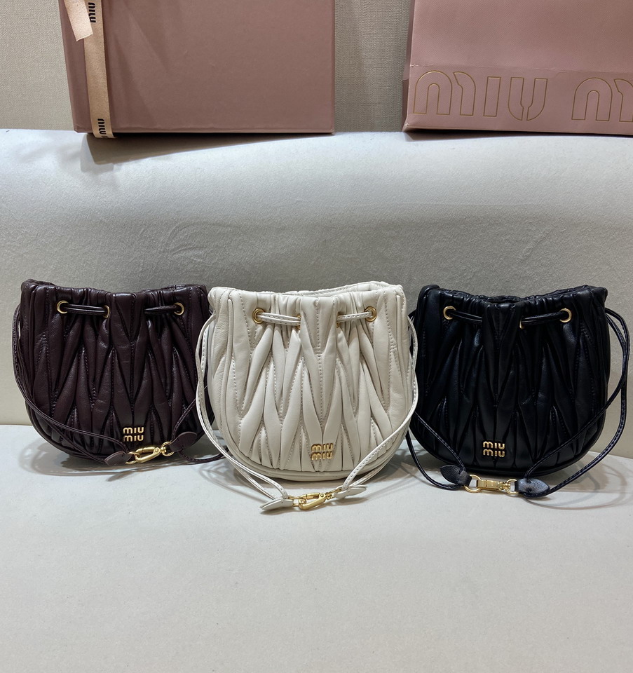 Miu 5ND022 16x14x7 5cm AP_1