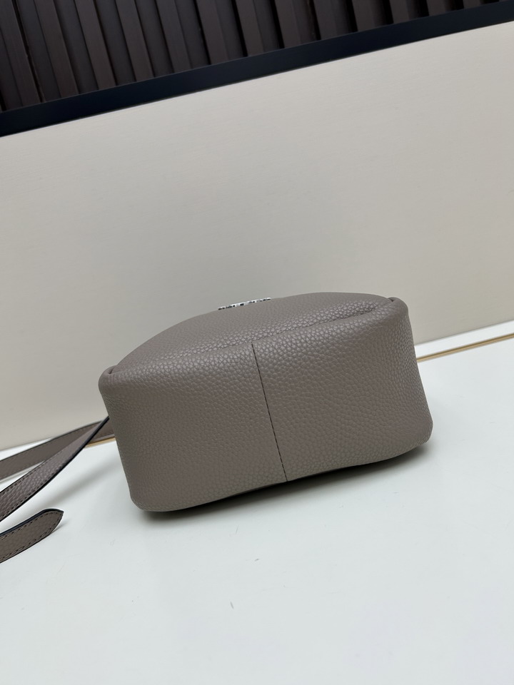 Prada 1BA349 15 5x18x10cm jj1_5