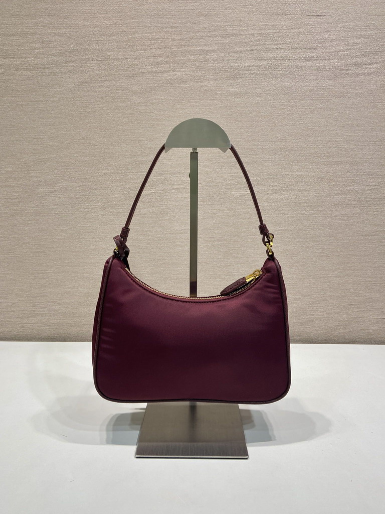 Prada 1N204M 22x18x6 5cm AP2_4