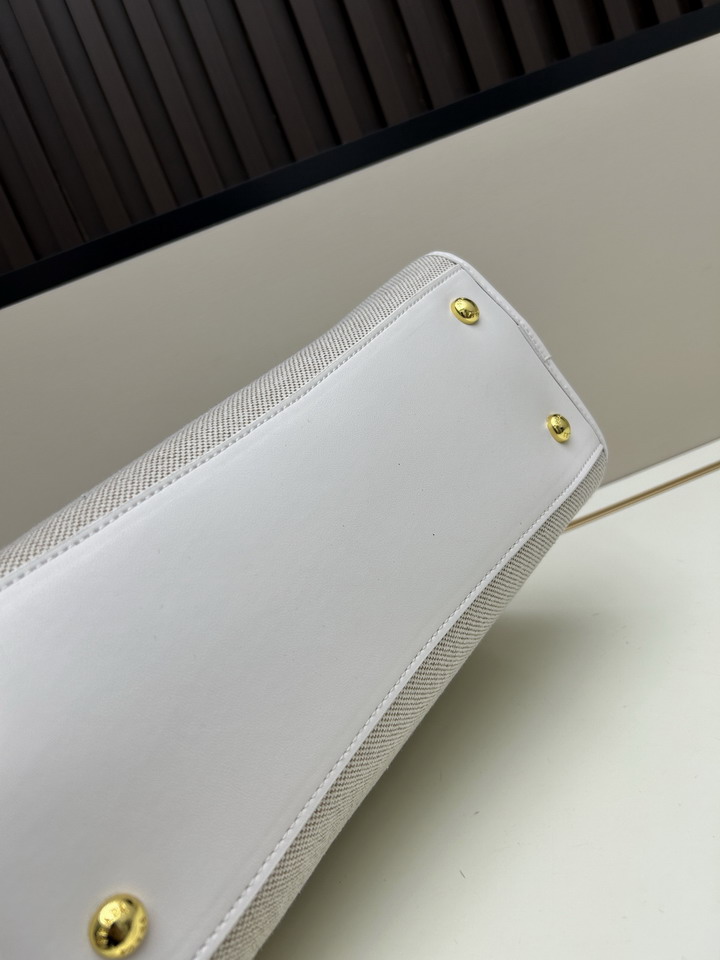 Prada 2541 33x25x10cm jj1_5